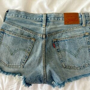 Levi’s,light denim shorts cutoff denim.